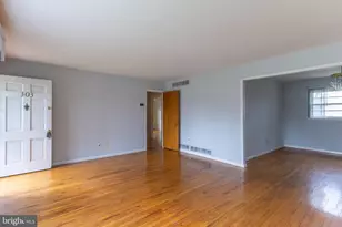 303 Wooddale Ave, New Castle, DE 19720 - Photo 6