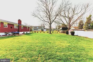 303 Wooddale Ave, New Castle, DE 19720 - Photo 4