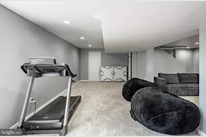 107 W Flagstone Drive, Newark, DE 19702 - Photo 32