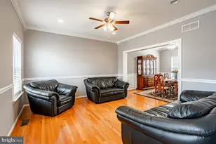 107 W Flagstone Dr, Newark, DE 19702 - Photo 4