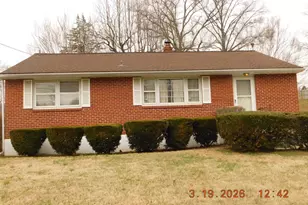 212 Wardel Rd, Wilmington, DE 19804 - Photo 2