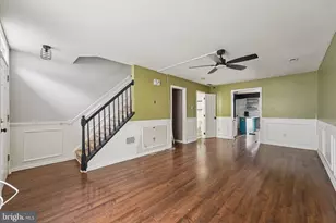 137 Creekside Ct, Newark, DE 19702 - Photo 2