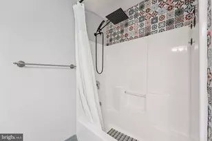 137 Creekside Ct, Newark, DE 19702 - Photo 4