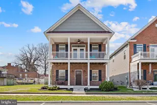 605 Front St, Delaware City, DE 19706 - Photo 1