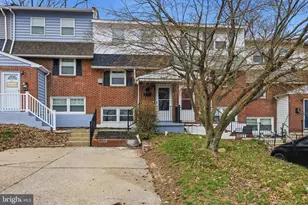 11 Oakmont Dr, New Castle, DE 19720 - Photo 1