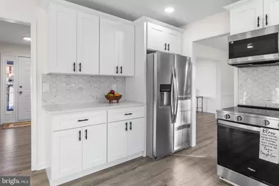 210 W Silver Fox Road, Newark, DE 19702 - Photo 14