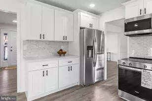 210 W Silver Fox Rd, Newark, DE 19702 - Photo 14