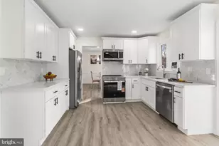 210 W Silver Fox Rd, Newark, DE 19702 - Photo 12