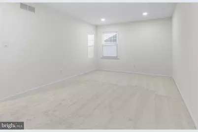 210 W Silver Fox Road, Newark, DE 19702 - Photo 18