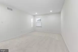 210 W Silver Fox Rd, Newark, DE 19702 - Photo 18