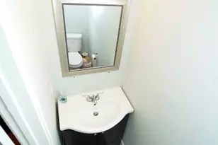 7 Brian Ct, New Castle, DE 19720 - Photo 8