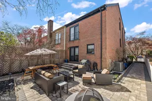 2115 Fairfield Pl, Wilmington, DE 19805 - Photo 2