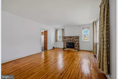 411 N Cleveland Avenue, Wilmington, DE 19805 - Photo 2