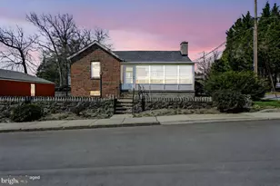 411 N Cleveland Ave, Wilmington, DE 19805 - Photo 1