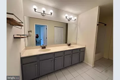 525 S Twin Lakes Boulevard, Newark, DE 19711 - Photo 16