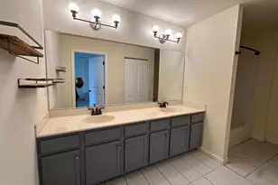 525 S Twin Lakes Blvd, Newark, DE 19711 - Photo 16