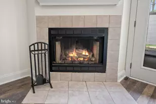 2702 Waters Edge Dr, Newark, DE 19702 - Photo 8