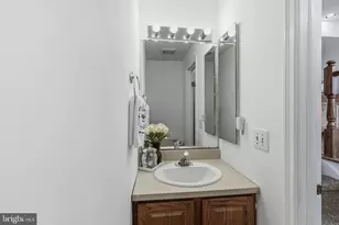 667 Corsica Ave, Bear, DE 19701 - Photo 8