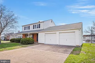 325 E Roosevelt Ave, New Castle, DE 19720 - Photo 2