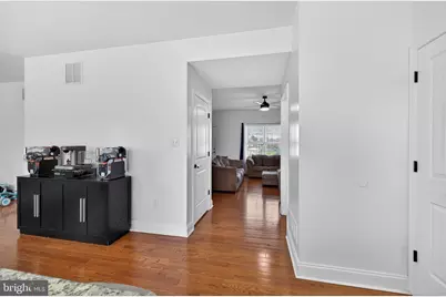 815 E Hazeldell Avenue, New Castle, DE 19720 - Photo 16