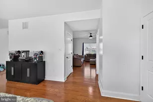 815 E Hazeldell Ave, New Castle, DE 19720 - Photo 16