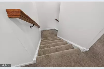 815 E Hazeldell Avenue, New Castle, DE 19720 - Photo 32