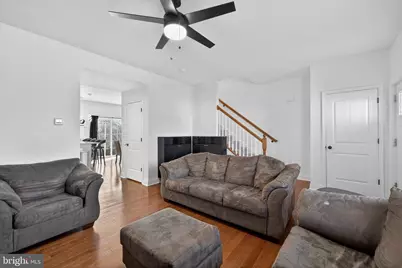 815 E Hazeldell Avenue, New Castle, DE 19720 - Photo 4