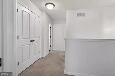 815 E Hazeldell Avenue, New Castle, DE 19720 - Photo 20