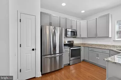 815 E Hazeldell Avenue, New Castle, DE 19720 - Photo 10