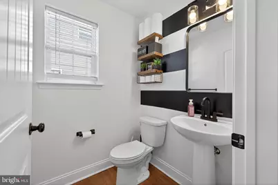 815 E Hazeldell Avenue, New Castle, DE 19720 - Photo 18