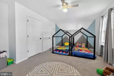 815 E Hazeldell Avenue, New Castle, DE 19720 - Photo 30