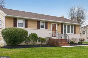 49 Spring Lake Dr, Newark, DE 19711 - Photo 1