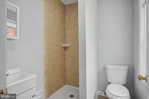 203 N Dupont St, Wilmington, DE 19805 - Photo 12