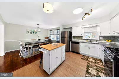 28 Donwood Drive, New Castle, DE 19720 - Photo 6