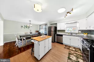 28 Donwood Dr, New Castle, DE 19720 - Photo 6