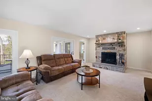 404 E Hawthorne Ct E, Hockessin, DE 19707 - Photo 20