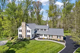 404 E Hawthorne Ct E, Hockessin, DE 19707 - Photo 4