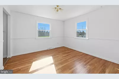 3087 New Castle Avenue, New Castle, DE 19720 - Photo 2