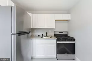 2201 N Locust St, Wilmington, DE 19802 - Photo 10