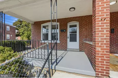 2201 N Locust Street, Wilmington, DE 19802 - Photo 2