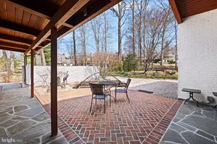 210 Edgewood Dr, Wilmington, DE 19809 - Photo 4