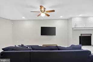 402 W 6th St, Wilmington, DE 19801 - Photo 12