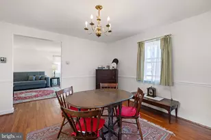 27 Vilone Rd, Wilmington, DE 19805 - Photo 8