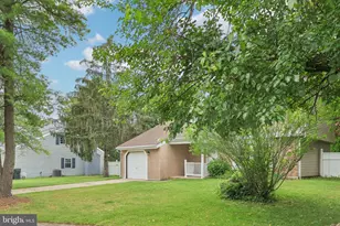 213 Hazel Ridge Dr, Talleyville, DE 19803 - Photo 2