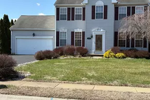 102 Riveredge Dr, New Castle, DE 19720 - Photo 1