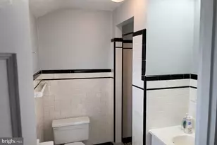 203 Commonwealth Ave, Claymont, DE 19703 - Photo 14