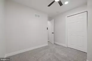 207 Rolling Green Ave, New Castle, DE 19720 - Photo 30