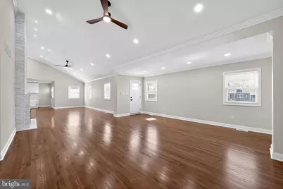 207 Rolling Green Avenue, New Castle, DE 19720 - Photo 14