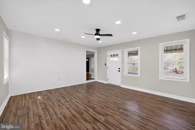 207 Rolling Green Avenue, New Castle, DE 19720 - Photo 44