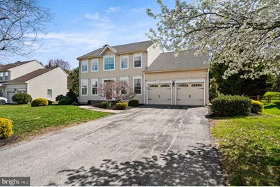 42 Emerald Ridge Drive, Bear, DE 19701 - Photo 2